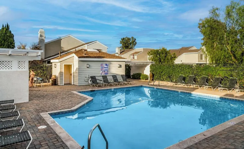 387 Deerfield Ave 77, Irvine