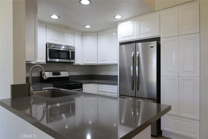 39 Alicante Aisle, Irvine, CA 92614