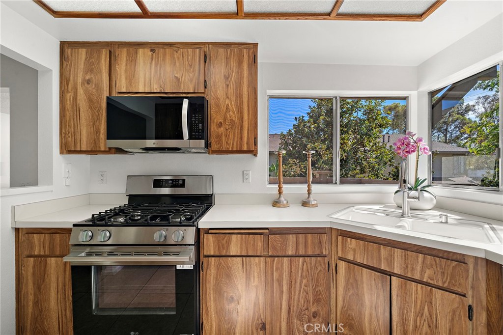 39 Rockwood 23, Irvine CA 92614 - photo 14