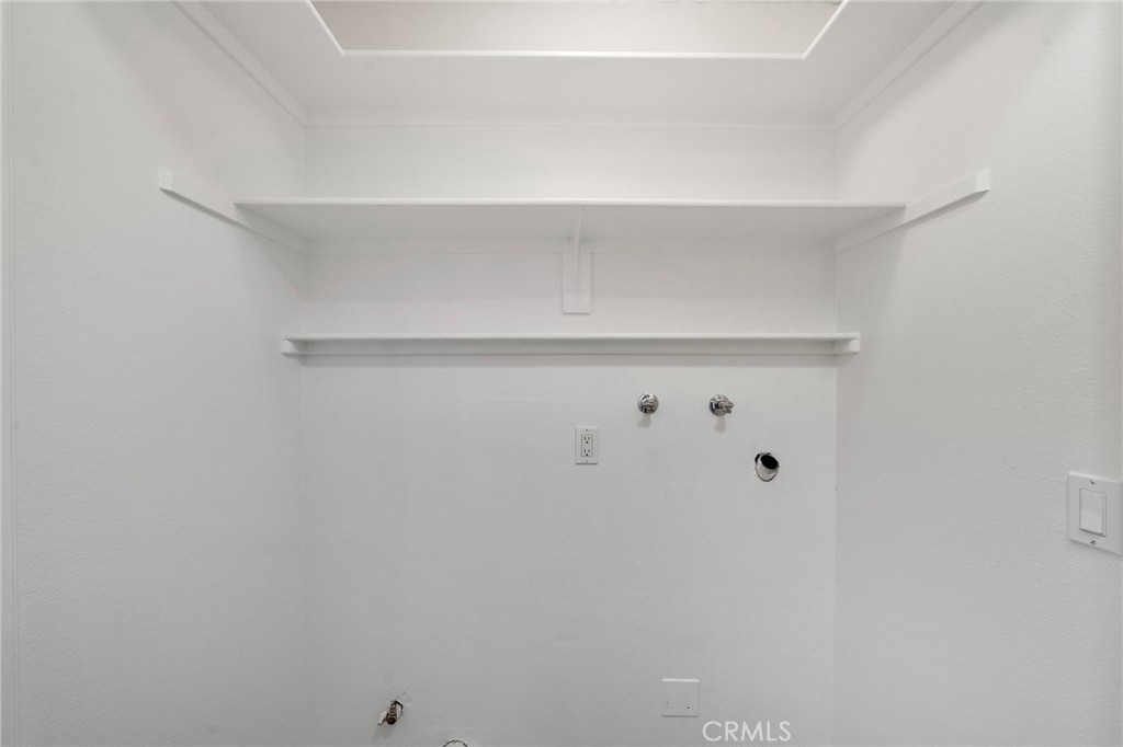 Laundry Closet - 39 Rockwood 23, Irvine CA 92614 - photo 24