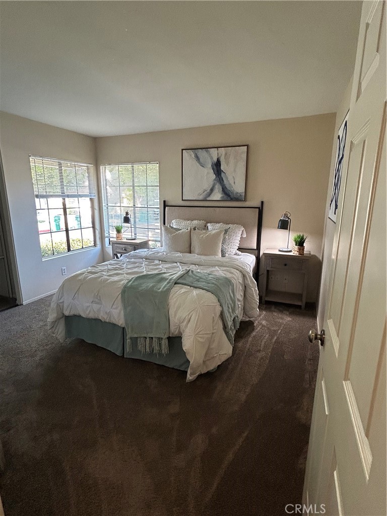 Cozy second bedroom. - 39 Willowgrove, Irvine CA 92604 - photo 14
