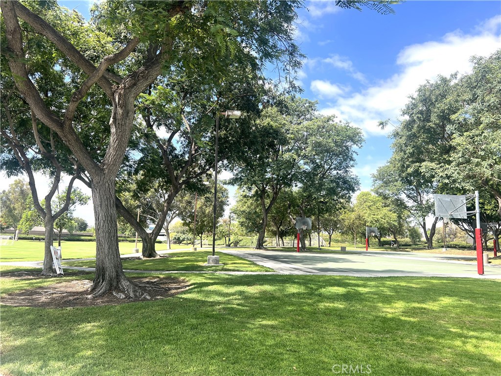 391 Huntington, Irvine CA 92620 - photo 4