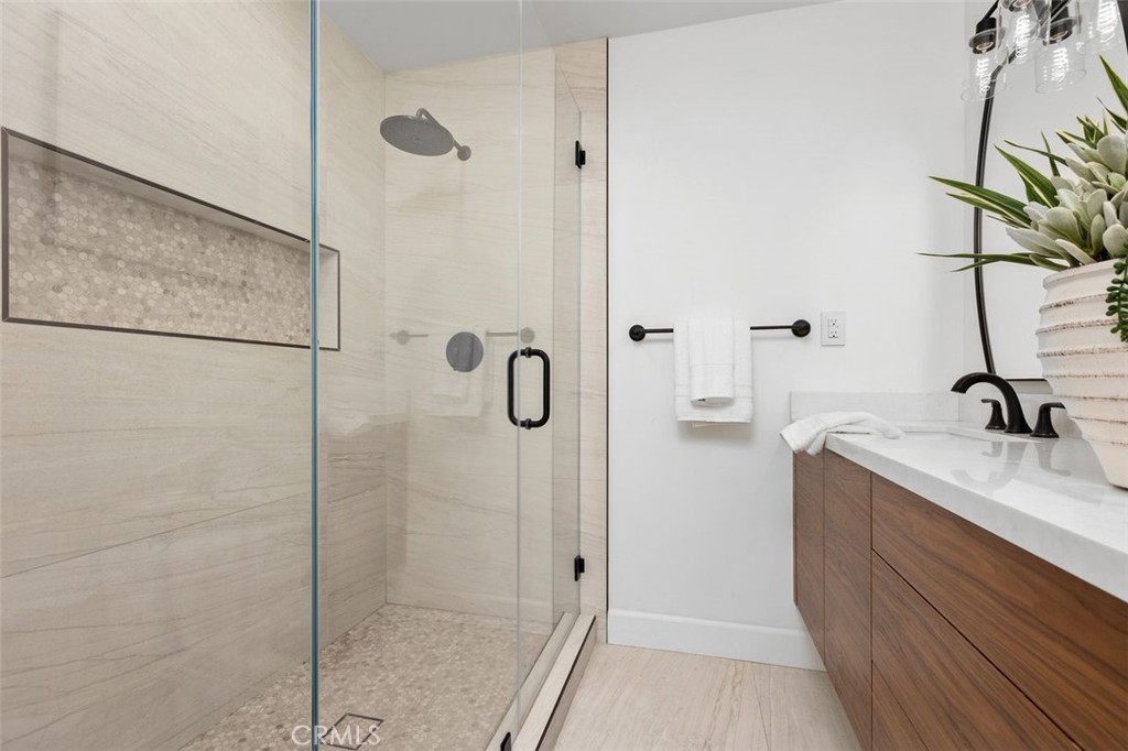 4 Bayberry, Irvine CA 92612 - photo 32