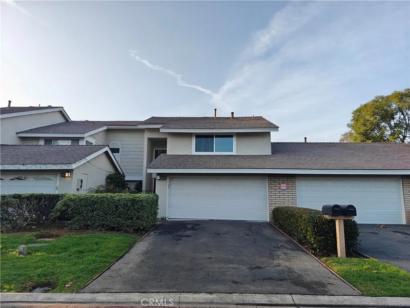 4 Brookmont, Irvine, CA 92604