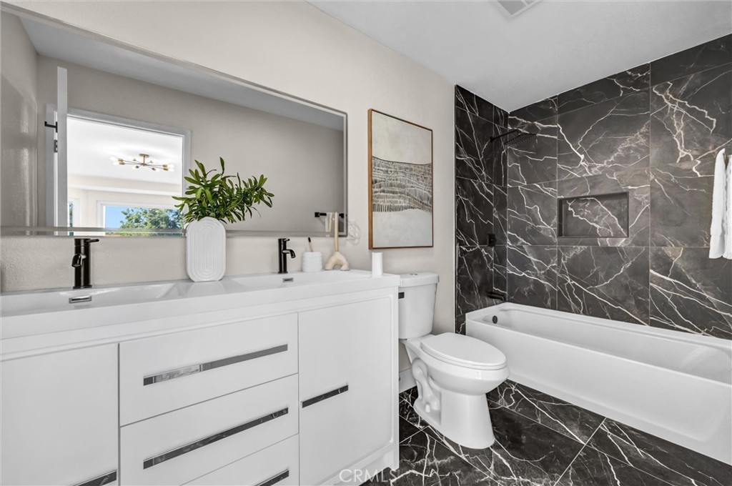 4 Carson, Irvine CA 92620 - photo 24