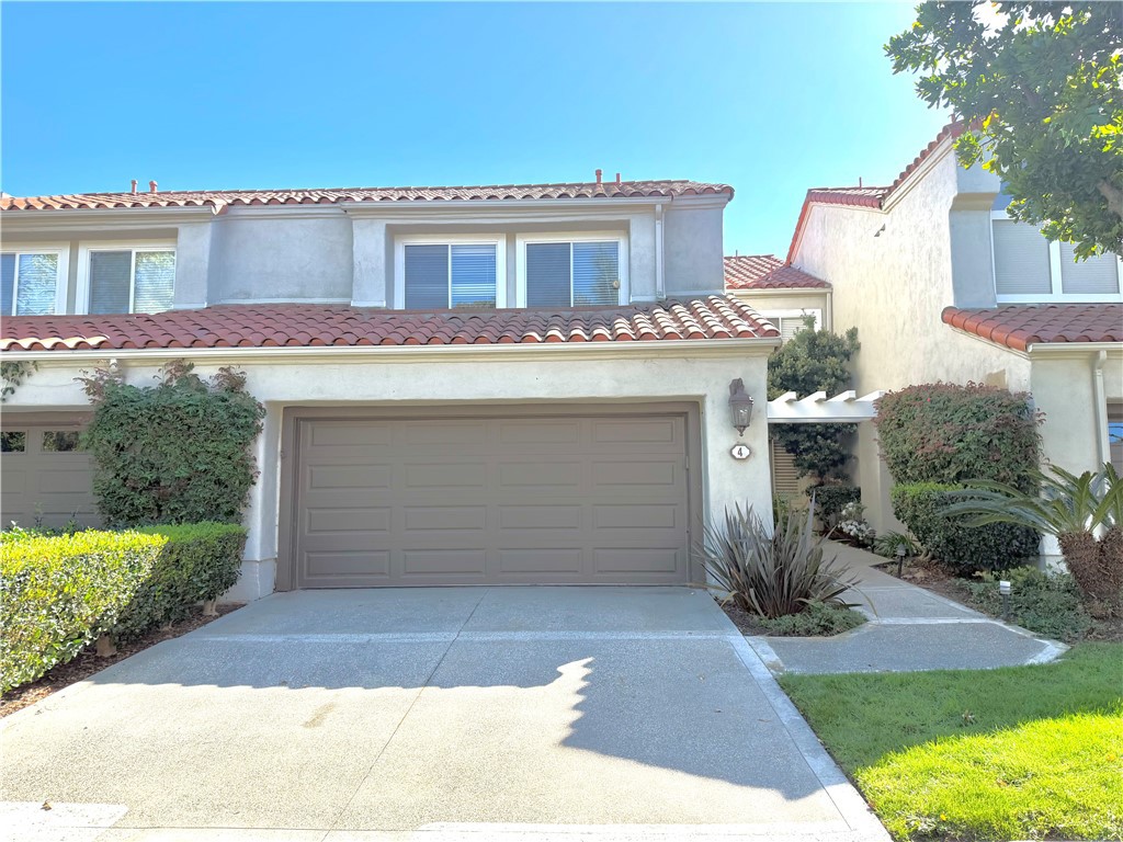 EXCLUSIVE TURTLE ROCK POINTE HOME! - 4 Del Rey #19, Irvine CA 92612 - photo 1