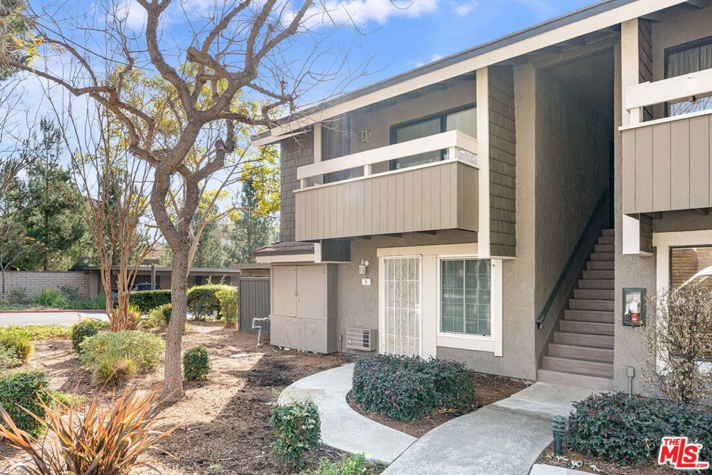Entrance - 4 Streamwood, Irvine CA 92620 - photo 1