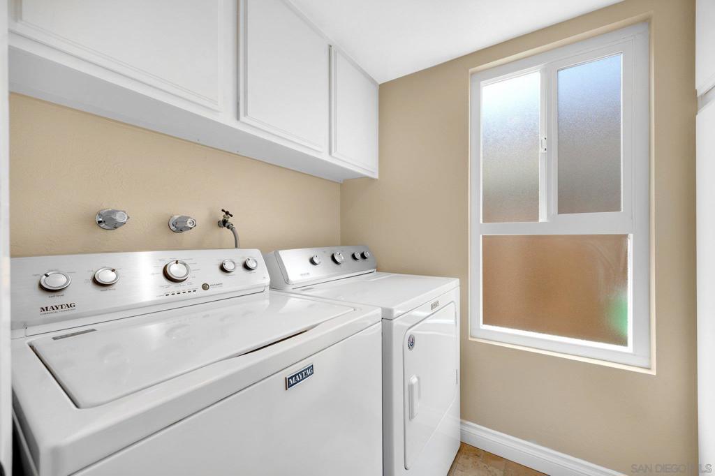 Laundry - 40 Brena, Irvine CA 92620 - photo 16