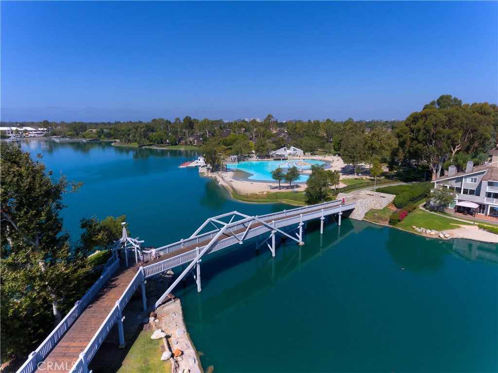 An amazing neighborhood with 2 lakes and 2 bridges - 40 Winterhaven, Irvine CA 92614 - photo 31