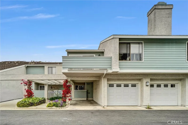 401 Deerfield Avenue 84, Irvine, CA 92606