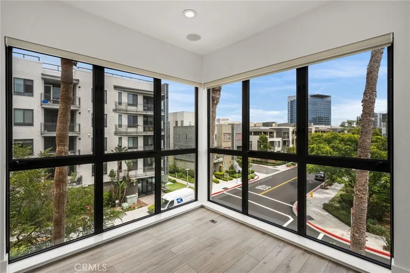 402 Rockefeller 315, Irvine, CA 92612