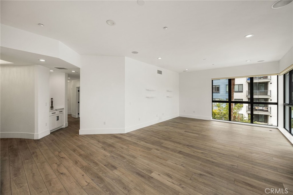 402 Rockefeller 315, Irvine CA 92612 - photo 7