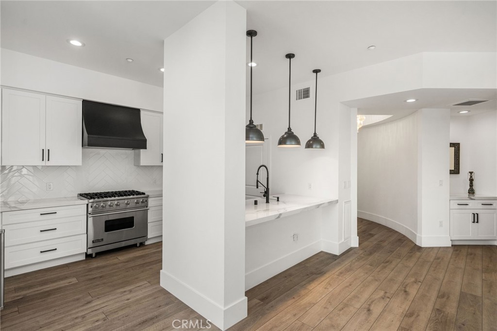 402 Rockefeller 315, Irvine CA 92612 - photo 11