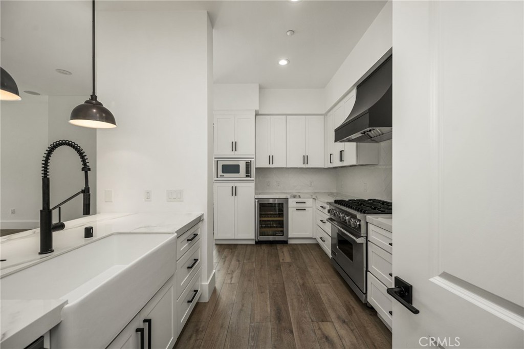 402 Rockefeller 315, Irvine CA 92612 - photo 14