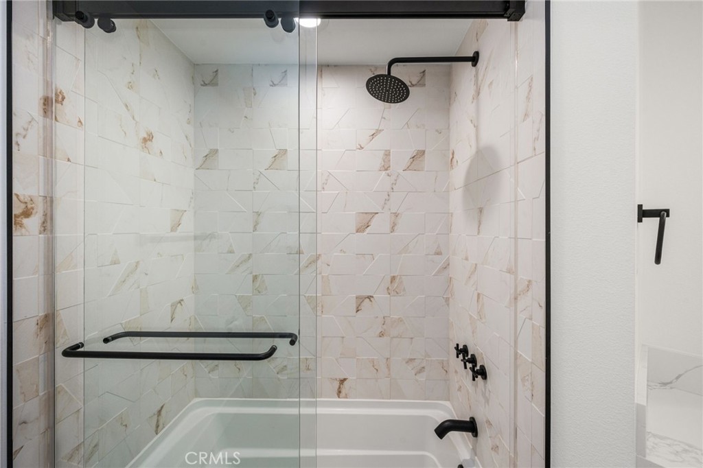 402 Rockefeller 315, Irvine CA 92612 - photo 20
