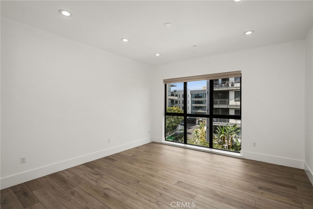 402 Rockefeller 315, Irvine CA 92612 - photo 25