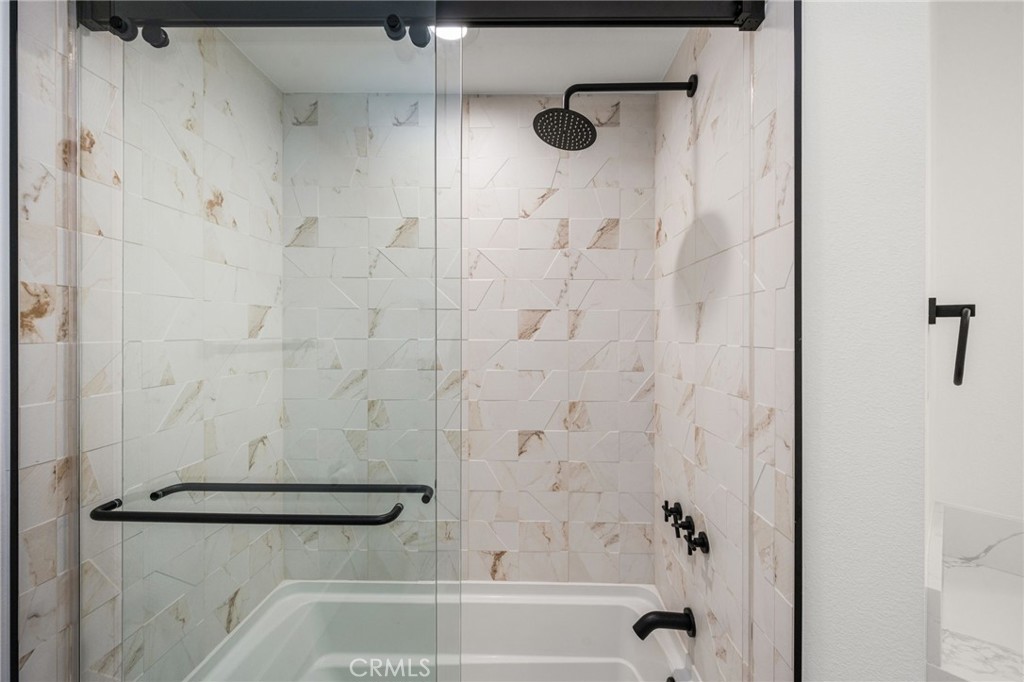 402 Rockefeller 315, Irvine CA 92612 - photo 20