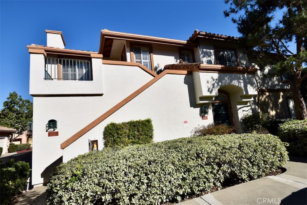 Upper end location with no one living below. - 405 Tropea Aisle, Irvine CA 92606 - photo 1