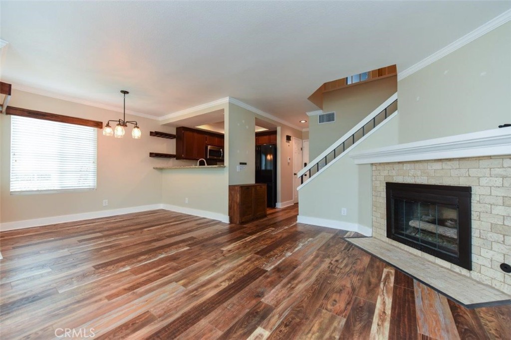 41 Christamon S 4, Irvine CA 92620 - photo 3
