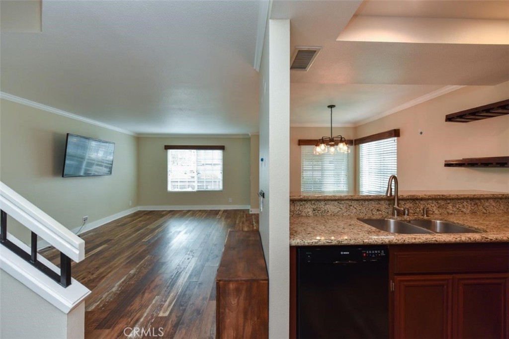 41 Christamon S 4, Irvine CA 92620 - photo 8