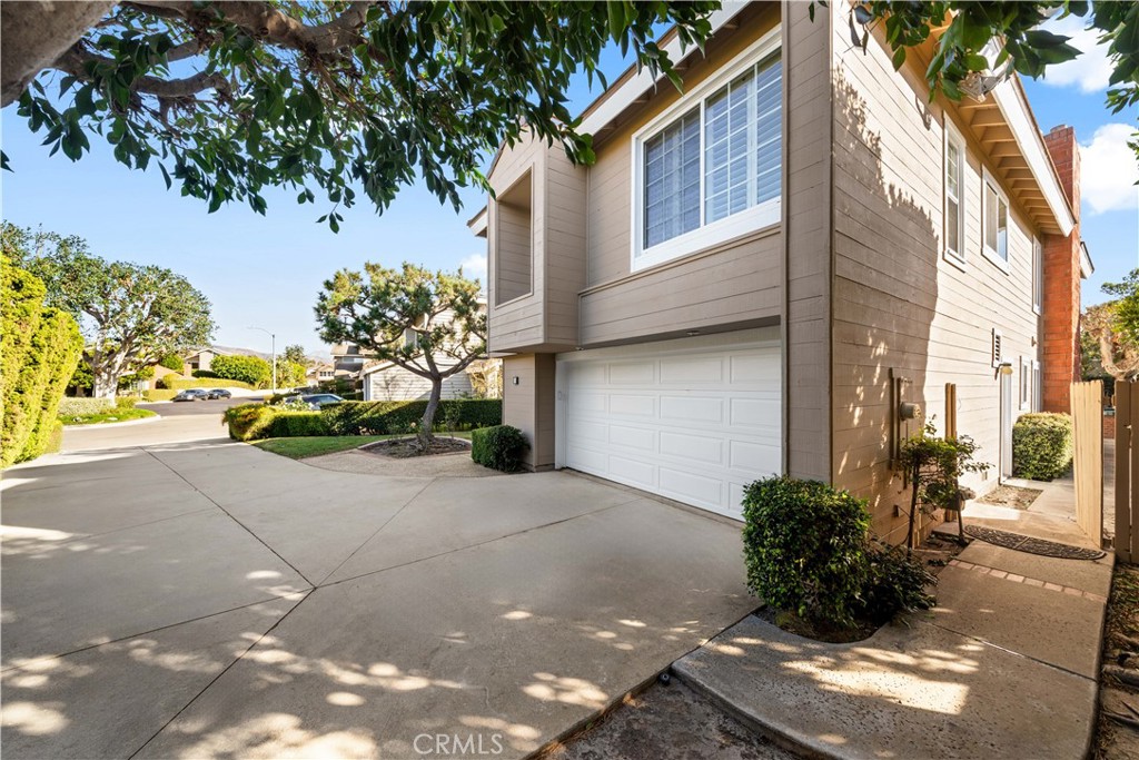 41 Hermosa, Irvine CA 92620 - photo 33