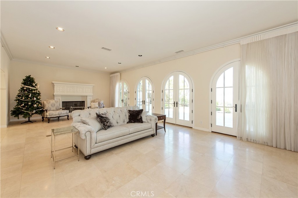 41 Hidden Trl, Irvine CA 92603 - photo 7