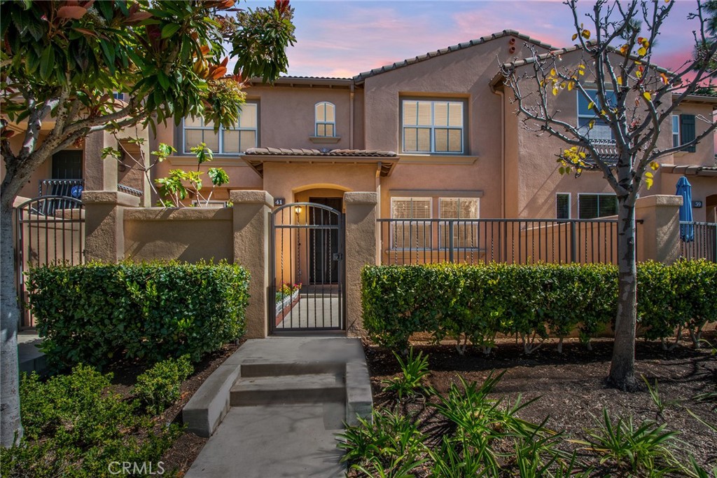 41 Trailing Vine, Irvine CA 92602 - photo 1