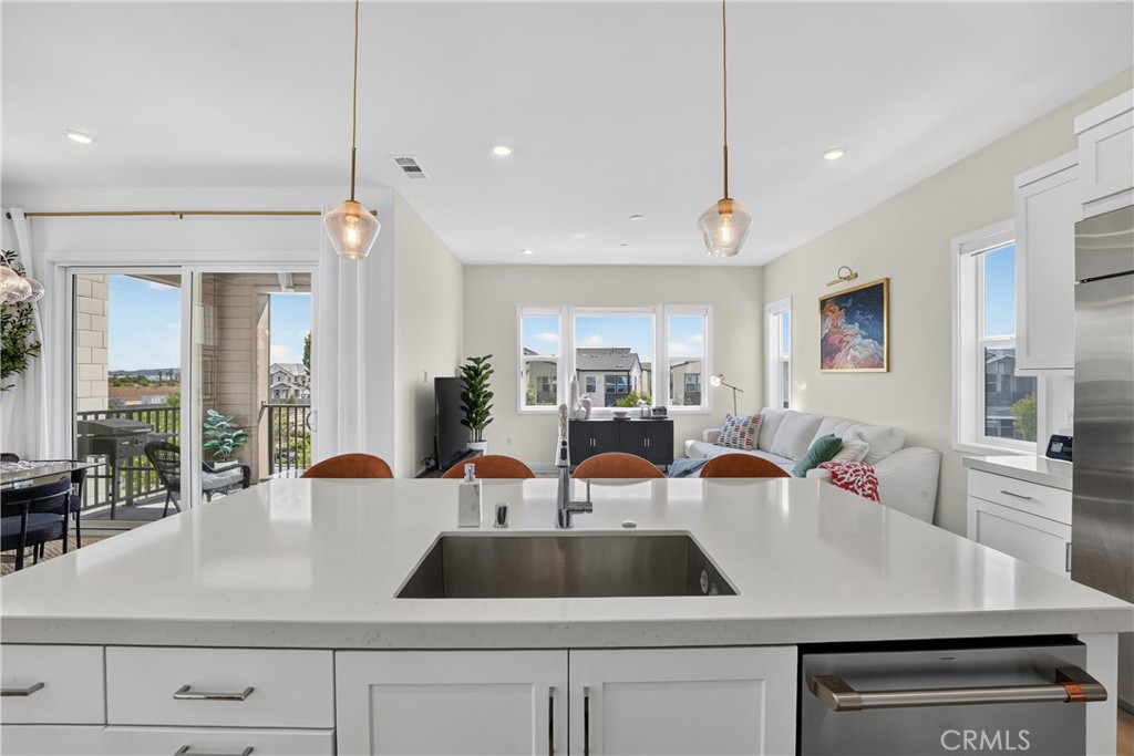 415 Flycatcher, Irvine CA 92618 - photo 28