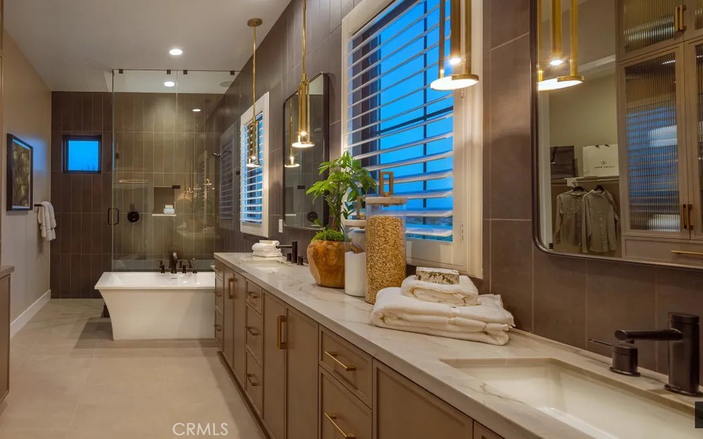 Photos shown are of model only- not actual homesite. - 417 Ambrose, Irvine CA 92602 - photo 9