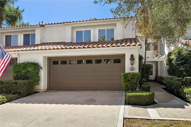 42 #51 Mirador, Irvine, CA 92612