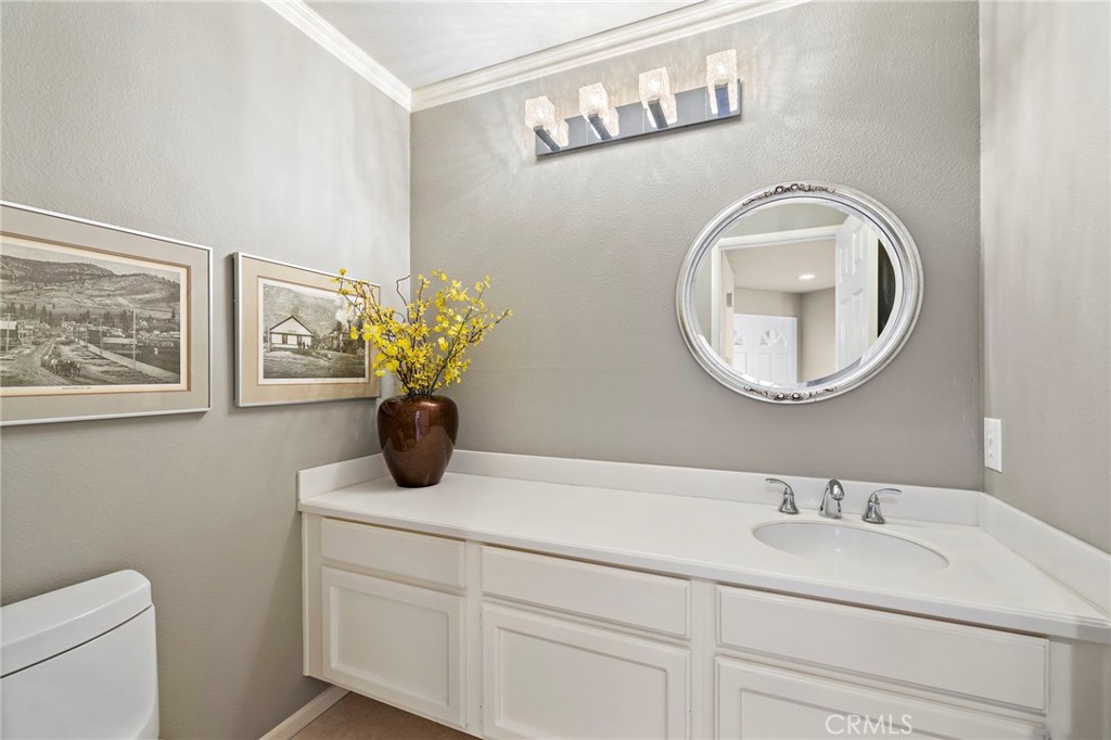 Downstairs Bathroom - 42 #51 Mirador, Irvine CA 92612 - photo 27
