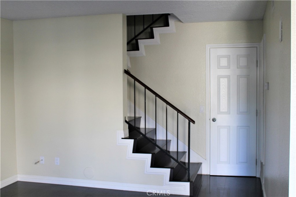 42 Columbia 11, Irvine CA 92612 - photo 5