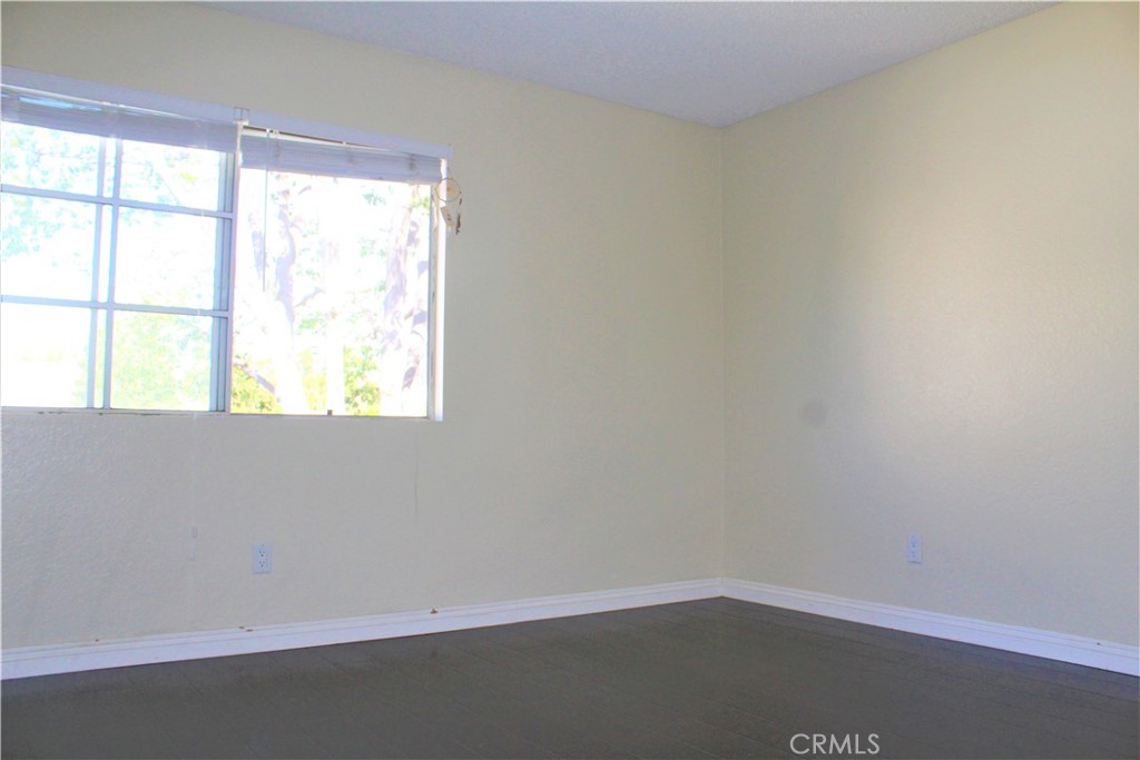 42 Columbia 11, Irvine CA 92612 - photo 6