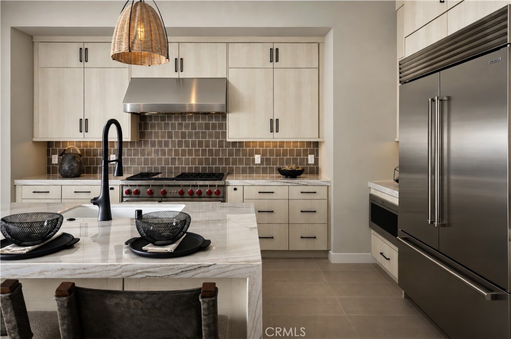 Kitchen - 421 Mila, Irvine CA 92618 - photo 5