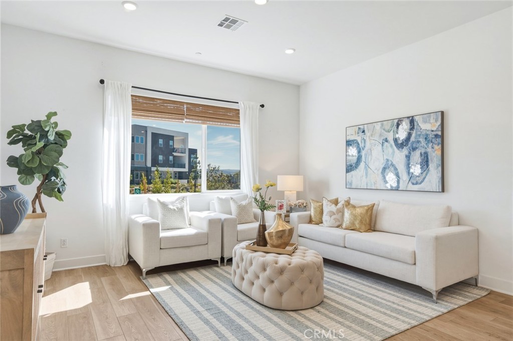 426 Treble, Irvine CA 92618 - photo 4