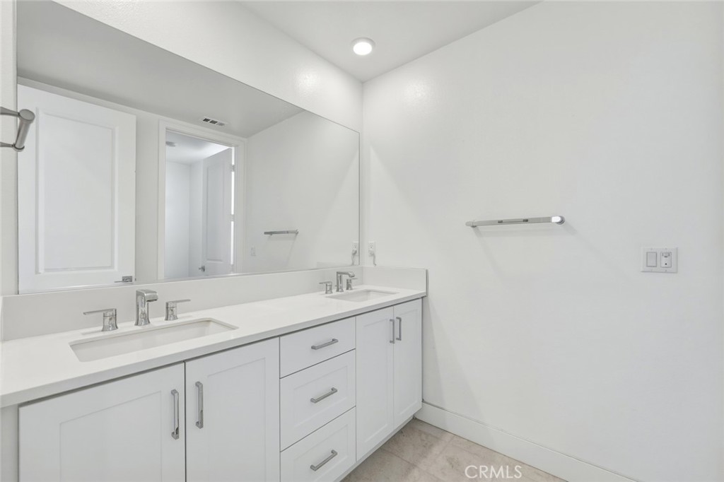 426 Treble, Irvine CA 92618 - photo 22