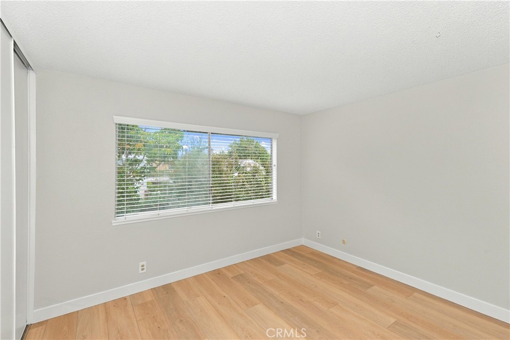 Guest bedroom - 4271 Manzanita, Irvine CA 92604 - photo 19