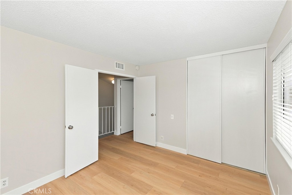 Guest bedroom 9 - 4271 Manzanita, Irvine CA 92604 - photo 27