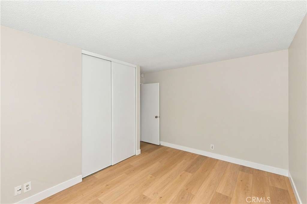 Guest bedroom 10 - 4271 Manzanita, Irvine CA 92604 - photo 28