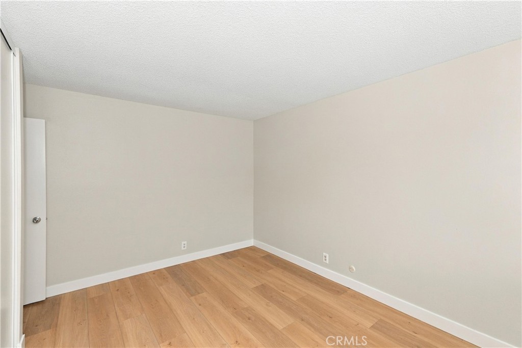 Guest bedroom 11 - 4271 Manzanita, Irvine CA 92604 - photo 29