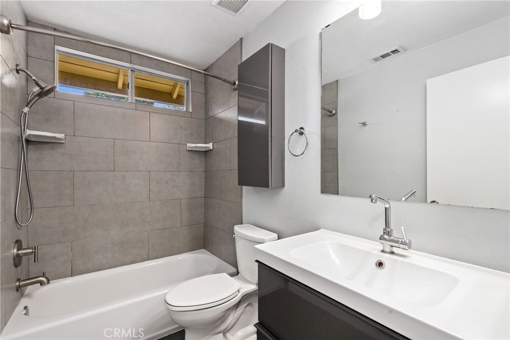 43 Alberti Aisle 348, Irvine CA 92614 - photo 8