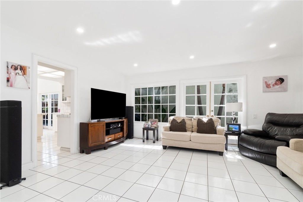 4331 Rafael, Irvine CA 92604 - photo 3