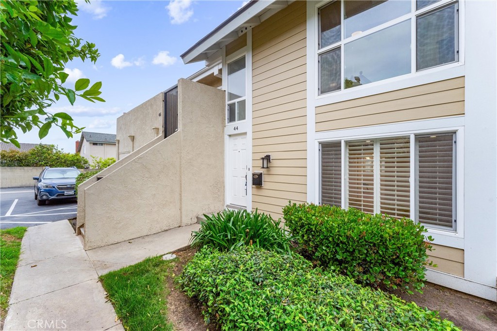 44 Elksford Avenue 3, Irvine CA 92604 - photo 2