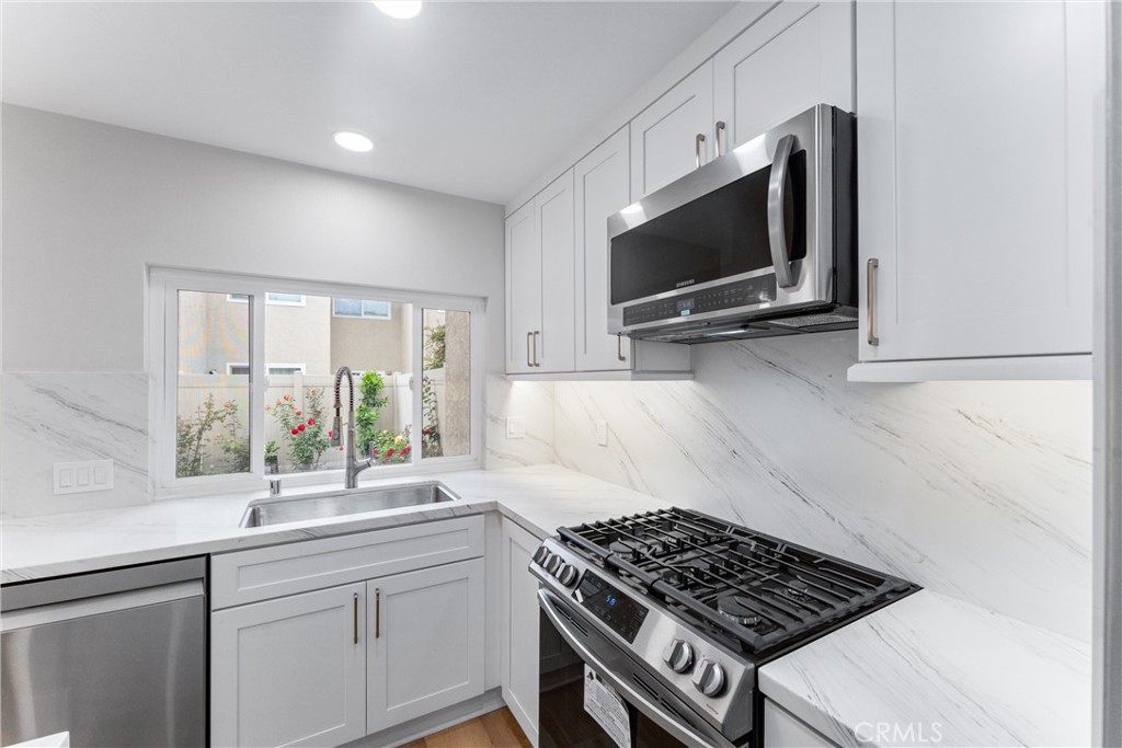 44 Elksford Avenue 3, Irvine CA 92604 - photo 20