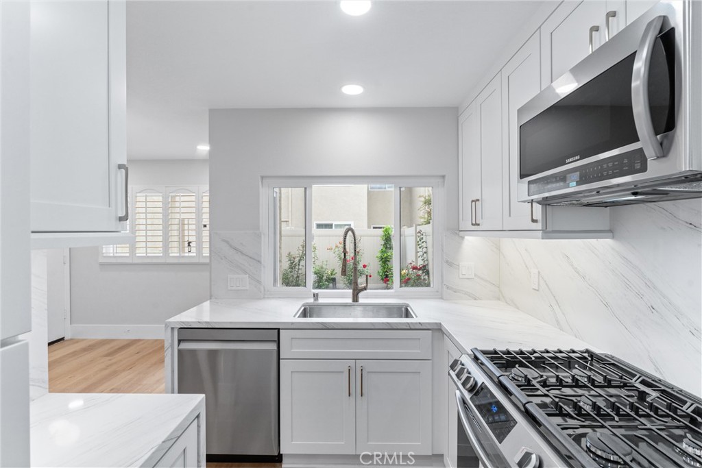 44 Elksford Avenue 3, Irvine CA 92604 - photo 22