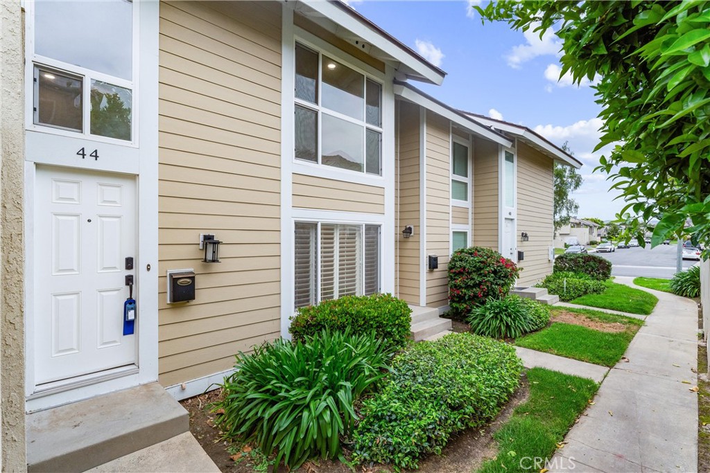 44 Elksford Avenue 3, Irvine CA 92604 - photo 23