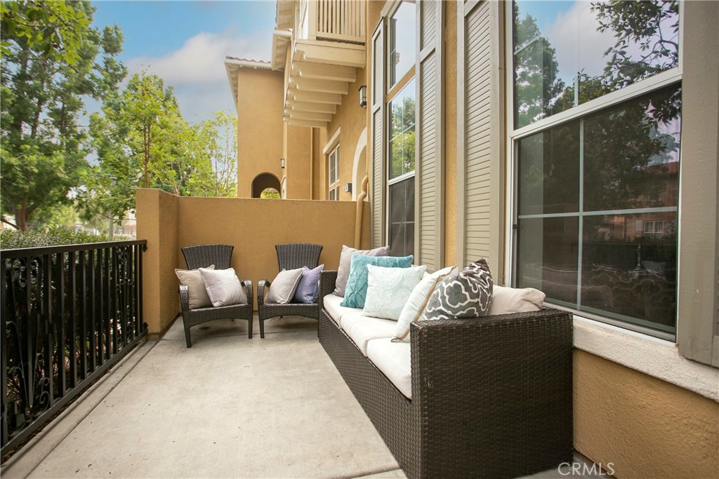 44 Modesto, Irvine CA 92602 - photo 2