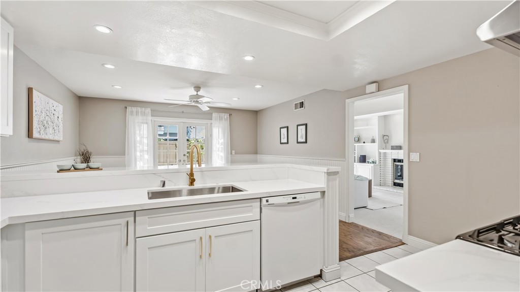 44 Silkberry, Irvine CA 92614 - photo 17