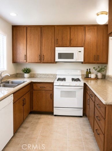 44 Timber Run, Irvine CA 92614 - photo 2