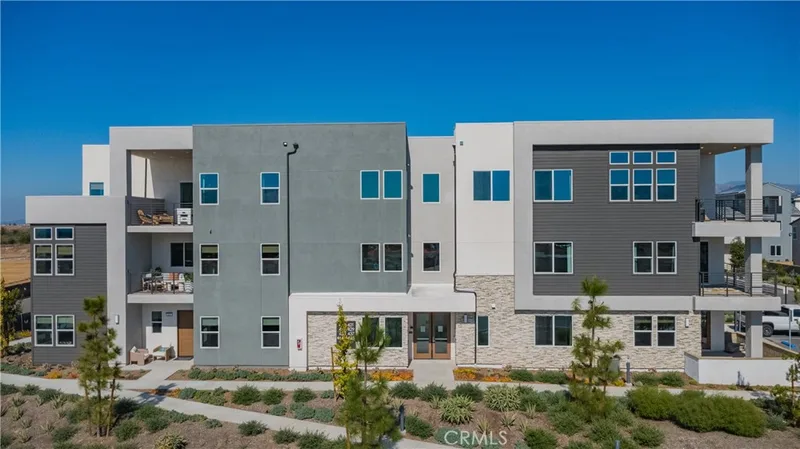 445 Sora, Irvine, CA 92618